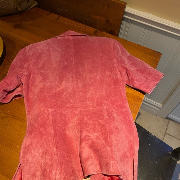 Pink suede jacket - Picture 2 of 2